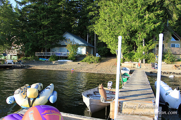 Boat, Cabin, Dock, Home, "House lake", WA, Washington, Yard, deck, "green. Beach"
