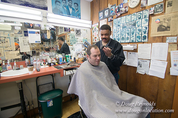 Earl's Barber Shop-2602