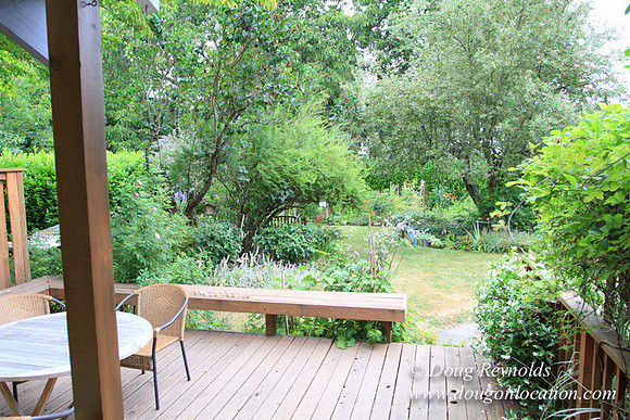 Laura’s Home This is a Portland Bungalow Style small home with a average sized and interesting back yard, nice garden with bee hive’s