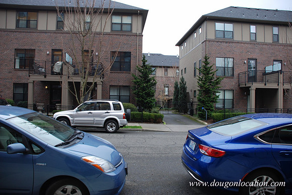 20th Avenue Town Houses-0805