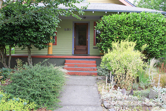 Laura’s Home This is a Portland Bungalow Style small home with a average sized and interesting back yard, nice garden with bee hive’s