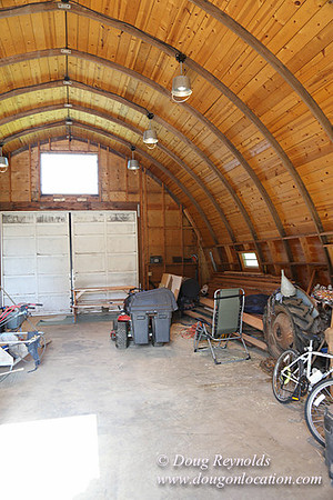 "2 Barns", "2 car garage", "40+ Acres", "PDX Zone", Pool, "White Fence", cows, "farm House", "rap around dive", "well maintained"