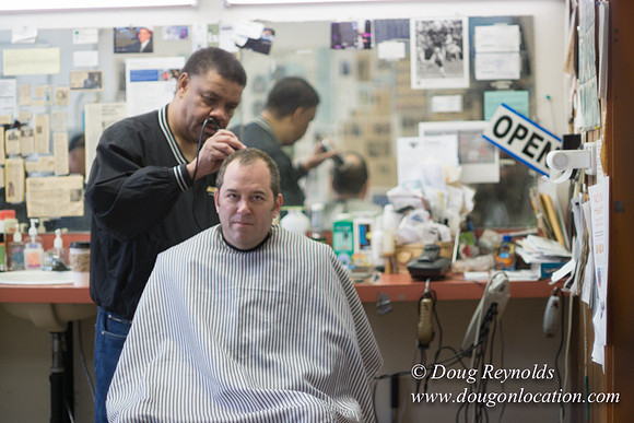 Earl's Barber Shop-2601