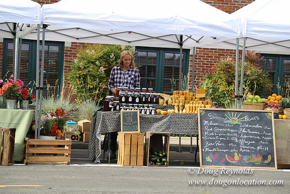 BKP Prod 2of3 Farmers Mkt-9591