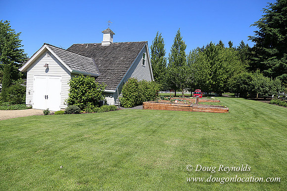 Charlie's  House-5544