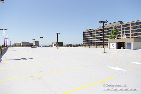 St V Parking Garage 1