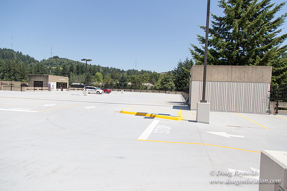 St V Parking Garage 1