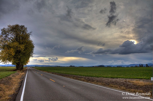 NP G Rd & Clouds-szwm-H1362BL