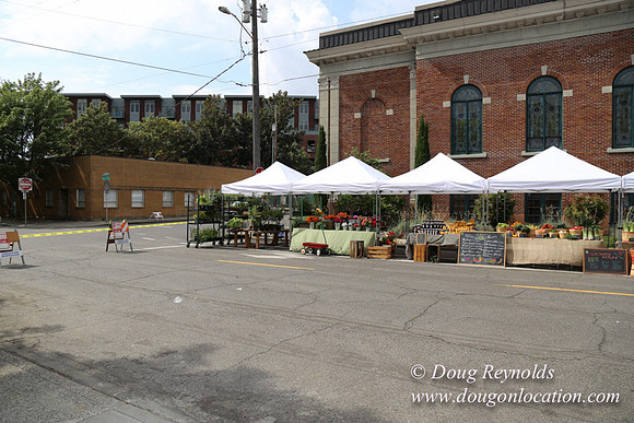 BKP Prod 2of3 Farmers Mkt-9554