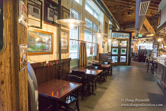 Canyes Pub