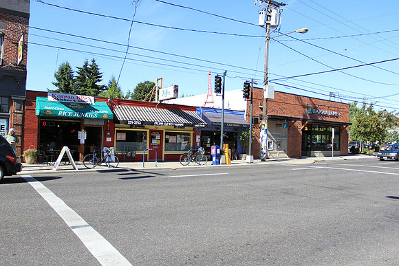 SE 35th & Howthorne5811