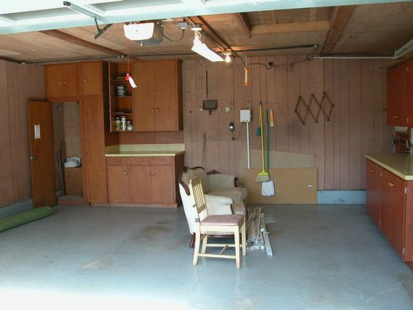 Mike Garage-0102