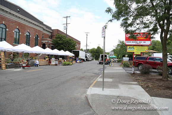 BKP Prod 2of3 Farmers Mkt-9535