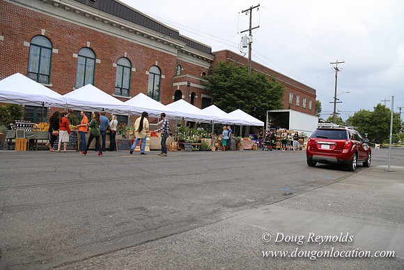 BKP Prod 2of3 Farmers Mkt-9598