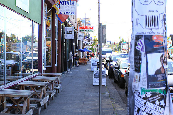 SE 35th & Howthorne5804