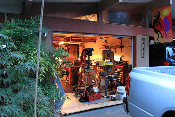 Case's Garge