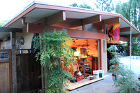 Case's Garge