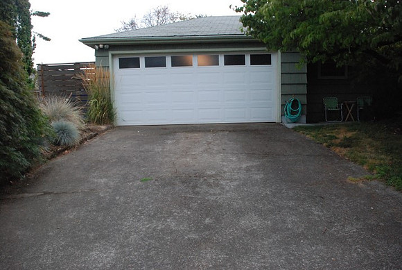 Mike Garage-0101