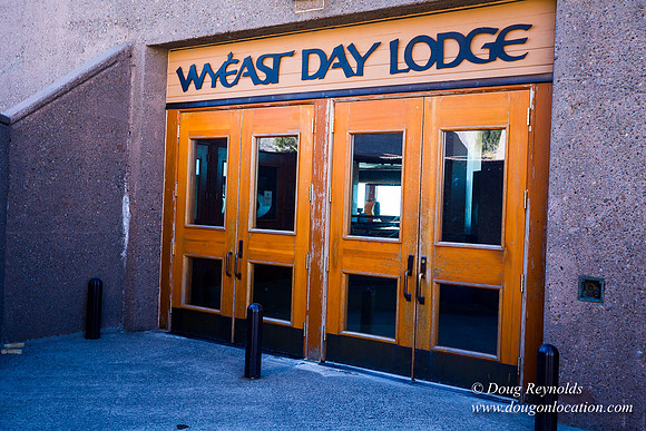 Y'East Day Lodge