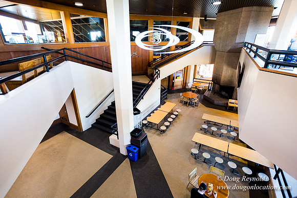 Y'East Day Lodge