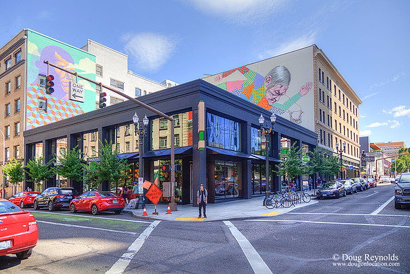 SW 12th & Stark