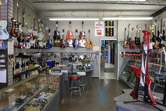 Showcase-5900