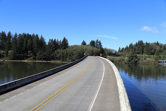 Nehalem 101 Brdg-1065