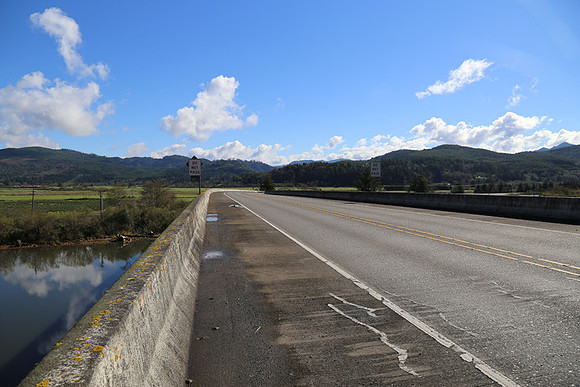 Nehalem 101 Brdg-1037