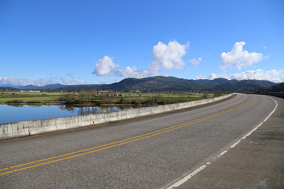 Nehalem 101 Brdg-1006