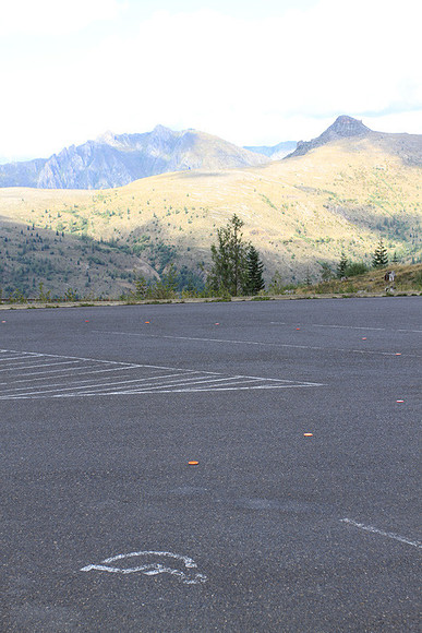View 1 Parkiing4562