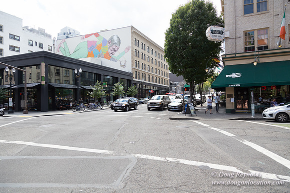 SW 12th & Stark