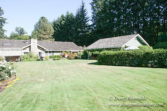 Glinna’s Home Traditional Style County Ranch home, large kitchen great room, 2 car garage on Acreage with large back yard, large front yard, garden, pool, patio, 2 story shop with office,  PDX Zone
