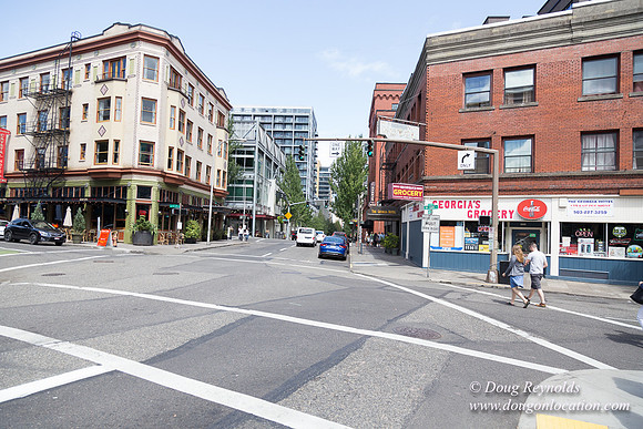 SW 12th & Stark