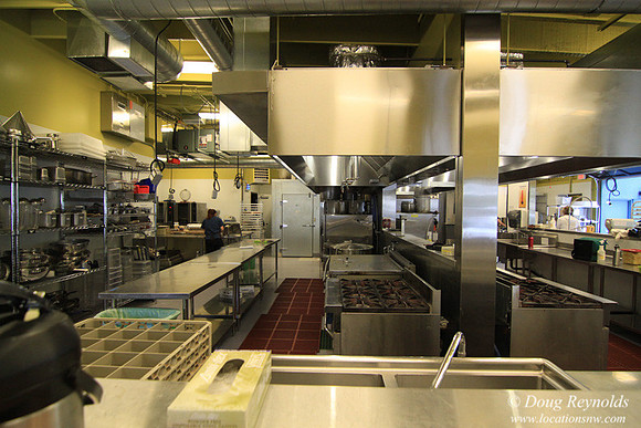 Kitchen Cru Rental Kitchen