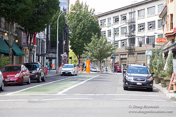 SW 12th & Stark