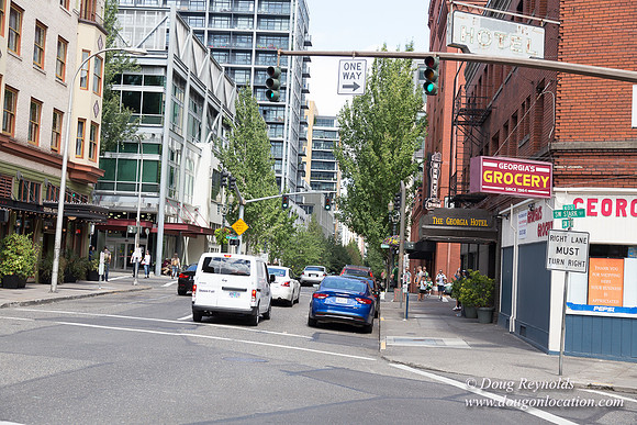 SW 12th & Stark