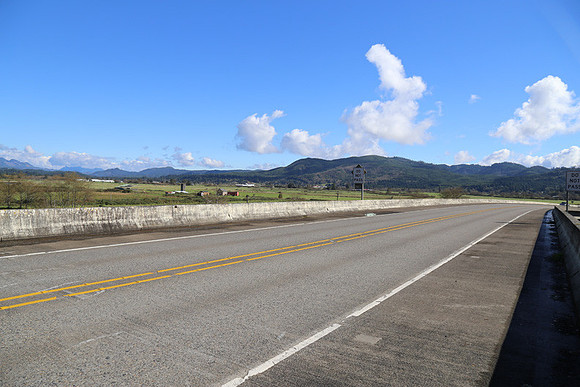 Nehalem 101 Brdg-1025