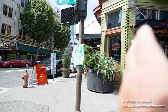 SW 12th & Stark