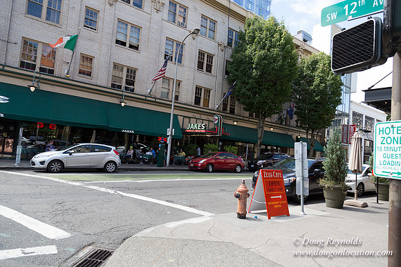 SW 12th & Stark