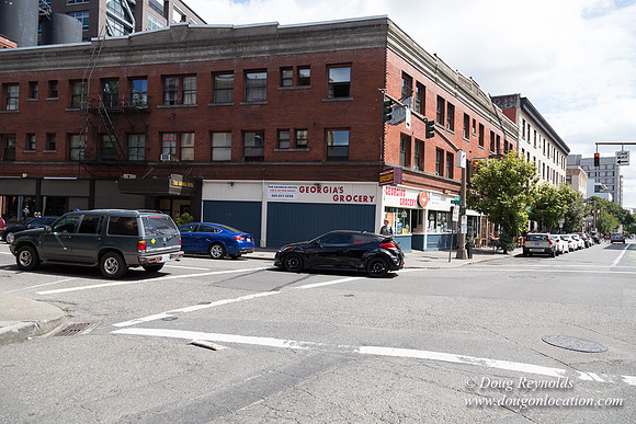 SW 12th & Stark