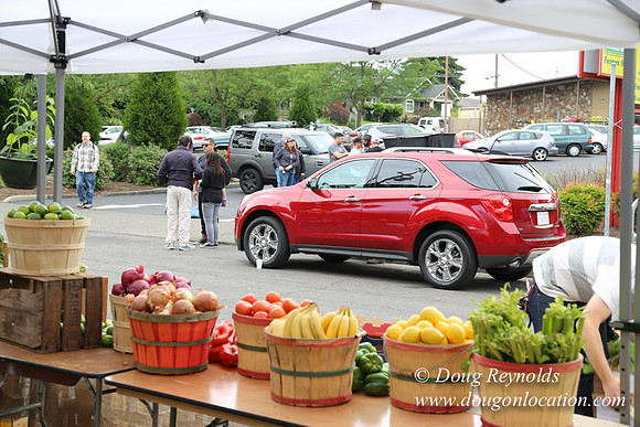 BKP Prod 2of3 Farmers Mkt-9545