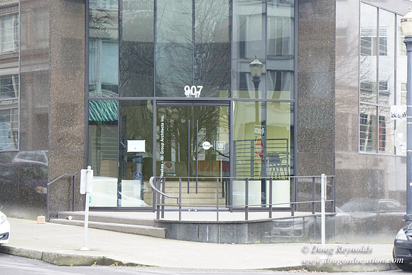 SW 9th & Stark-8258