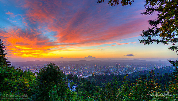 Sunrise from Pittock