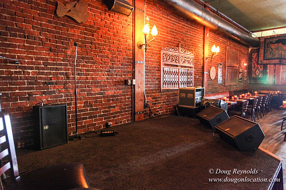White Eagle Tavern
