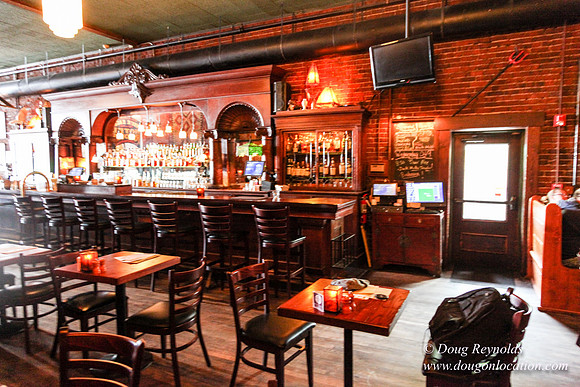 White Eagle Tavern
