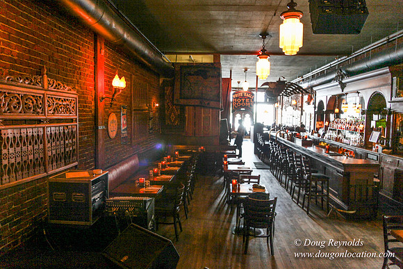 White Eagle Tavern