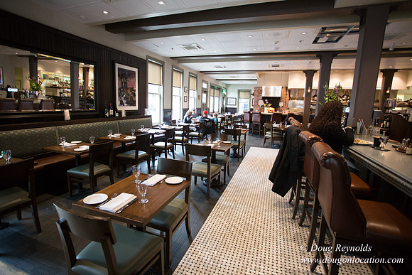 Raven & Rose Resaurant Main Floor