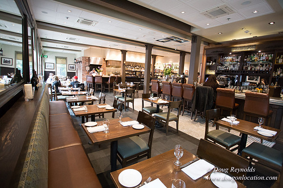 Raven & Rose Resaurant Main Floor