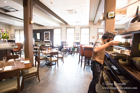 Raven & Rose Resaurant Main Floor