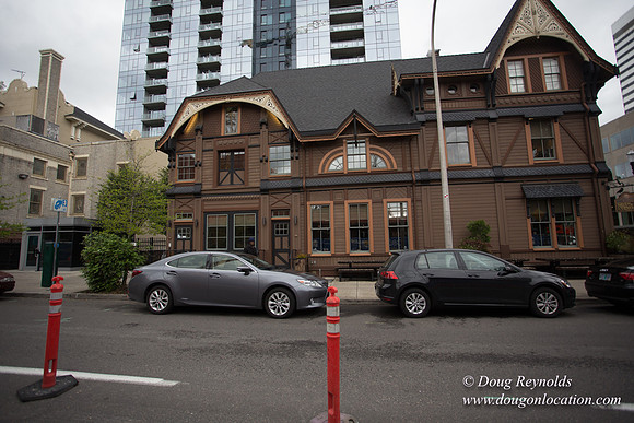 Raven & Rose Resaurant Street View